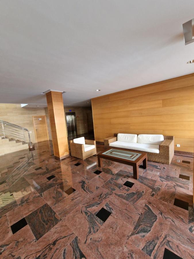 Large Terrace With Views On The Cliffs At Balcon De Gigantes